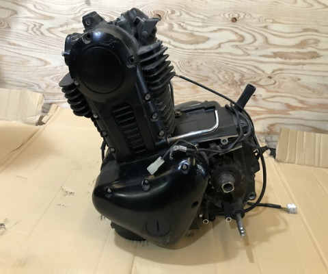 250TR エンジン