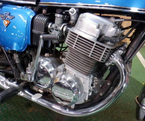 CB750K2