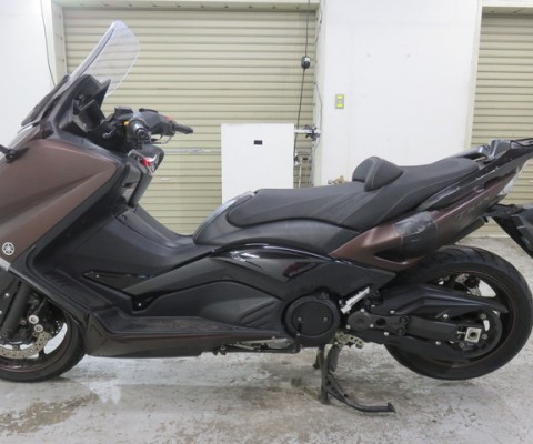 T-MAX530 ABS