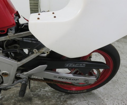 FZR250