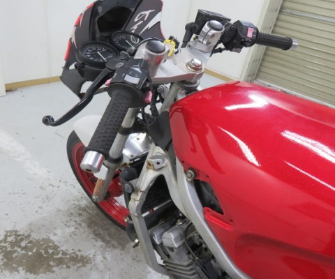 FZR250