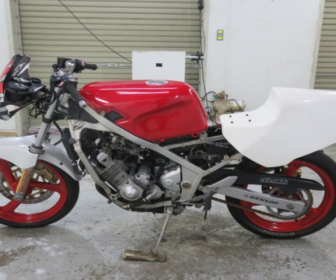 FZR250