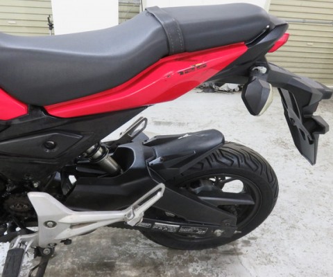 GROM125