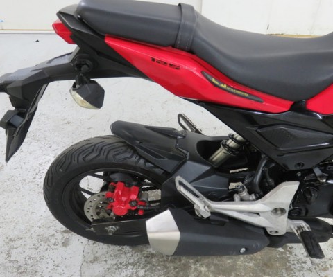 GROM125