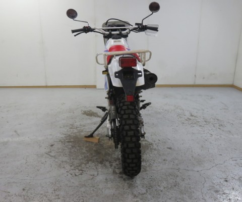 XLR250R-4