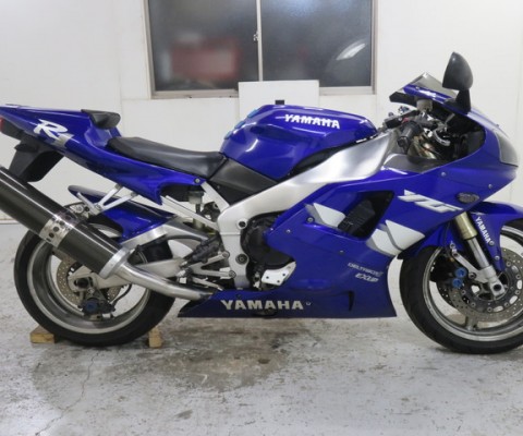 YZF-R1