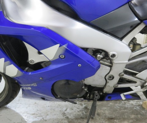 YZF-R1