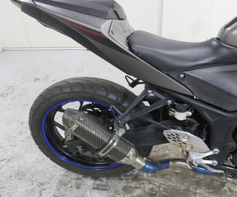 YZF-R25-2