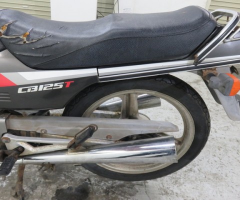 CB125T