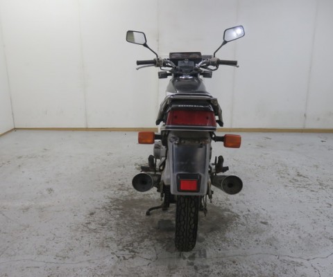 CB125T