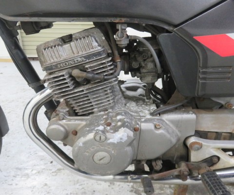 CB125T