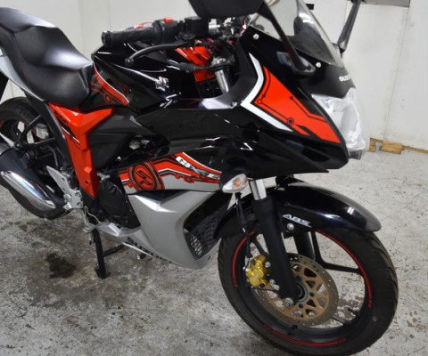 GIXXER150 SF