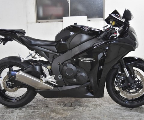 CBR1000 RR