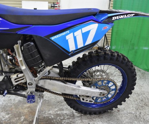 YZ250X
