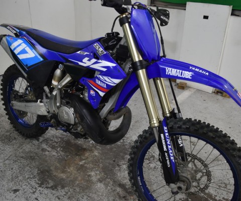 YZ250X
