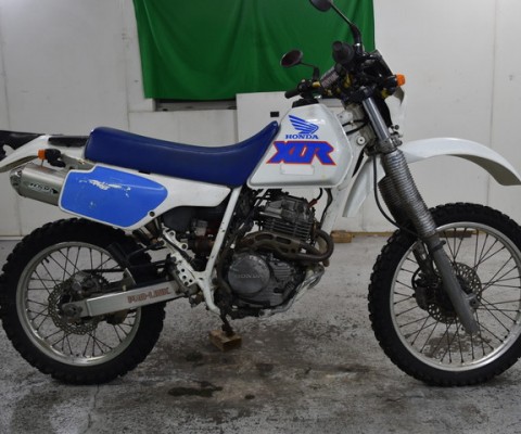 XLR250