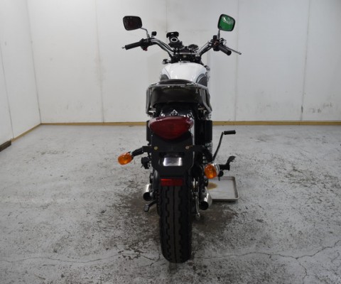 W650
