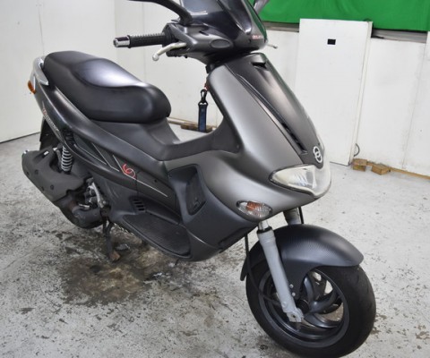 RUNNER VXR200