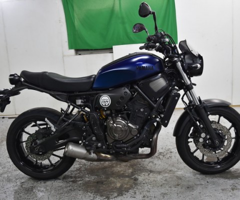 XSR700