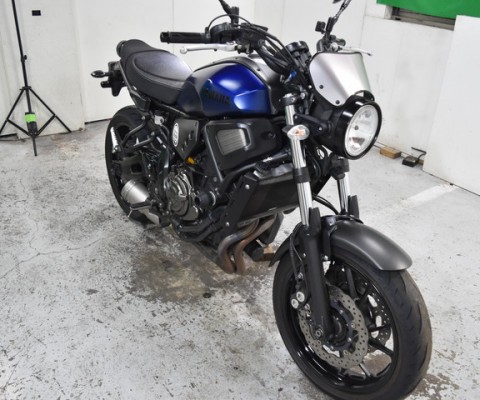 XSR700