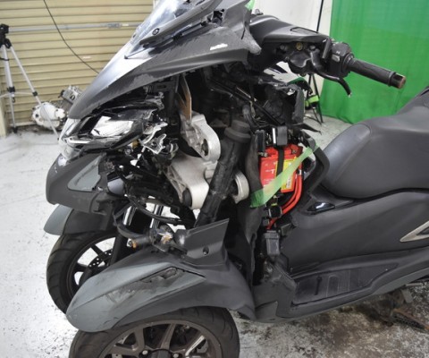 TRICITY300 ABS