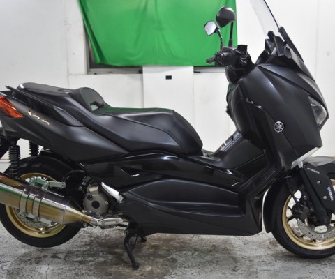 X-MAX250